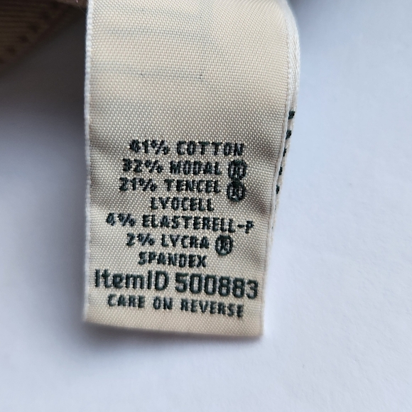 LL Bean Classic Fit Women's Tan Pants Size 8 Petite Item ID # 500883 - Picture 5 of 11